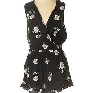 Forever 21 sleeveless floral romper size M